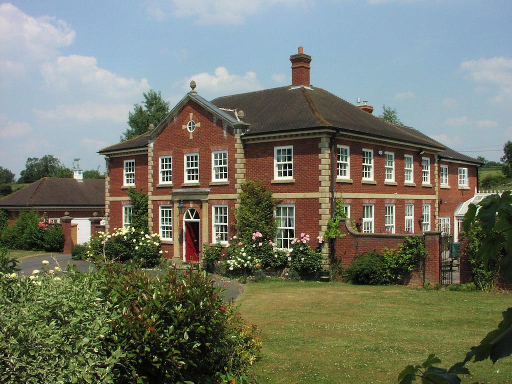 Claverdon Austons Down Farm B&B מראה חיצוני תמונה